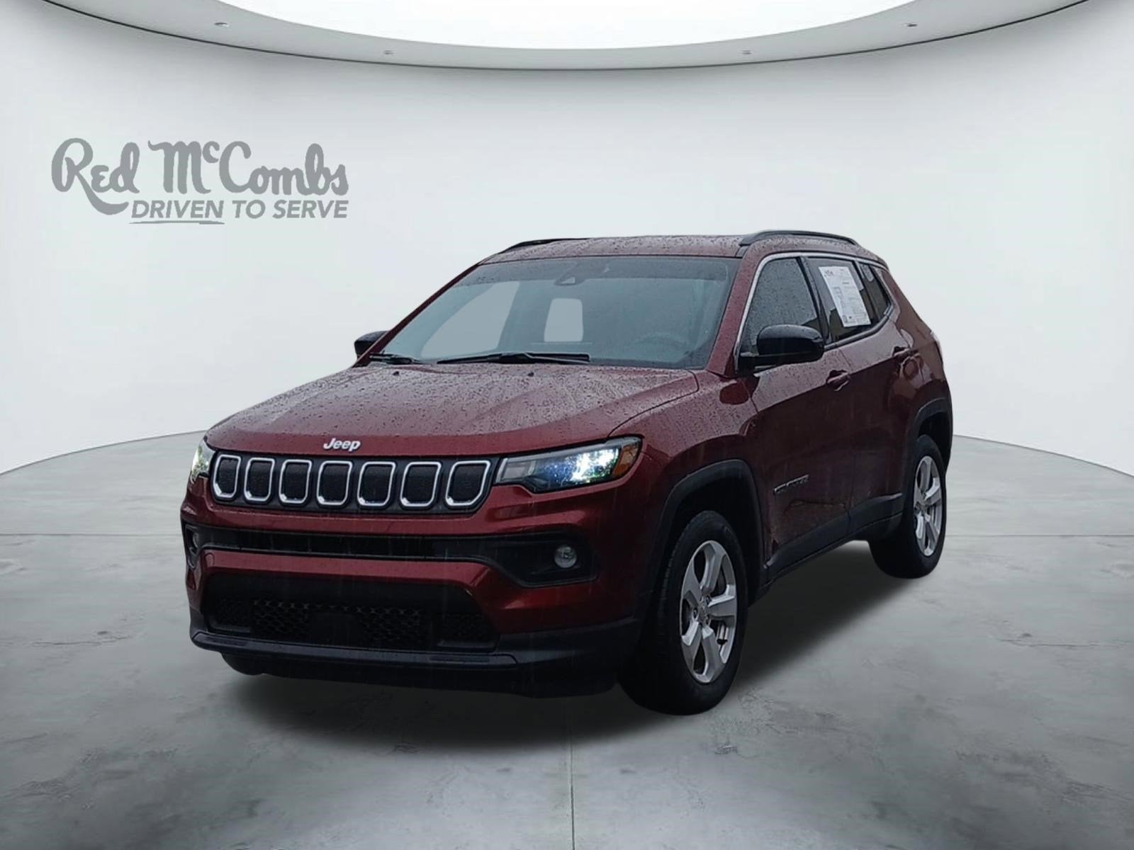 2022 Jeep Compass Latitude W/ REARVIEW CAMERA & KEYLESS ENTRY