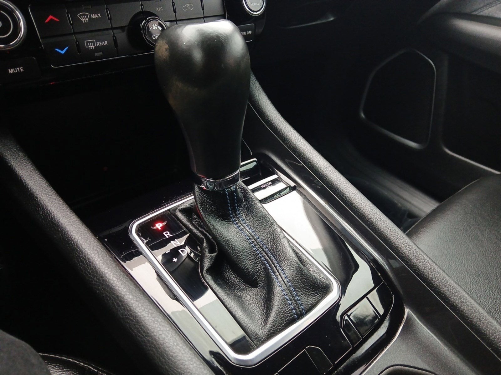 2022 Jeep Compass Latitude W/ REARVIEW CAMERA & KEYLESS ENTRY