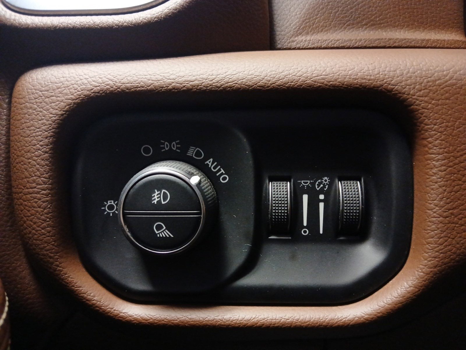 2022 RAM 2500 Laramie W/ PARKVIEW BACK-UP CAMERA & REMOTE START