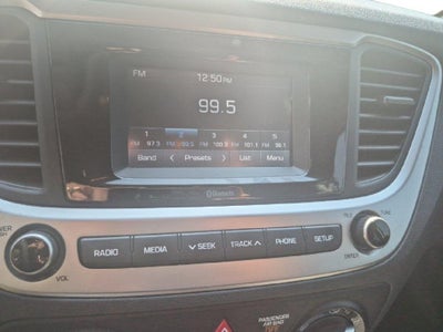 2018 Hyundai Accent SE