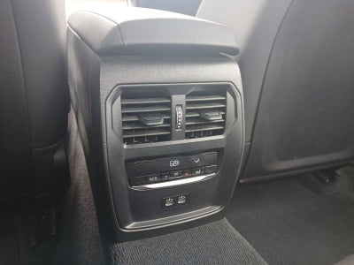 2025 BMW 3 Series 330i W/ MOONROOF & HEATED FRONT SEATS