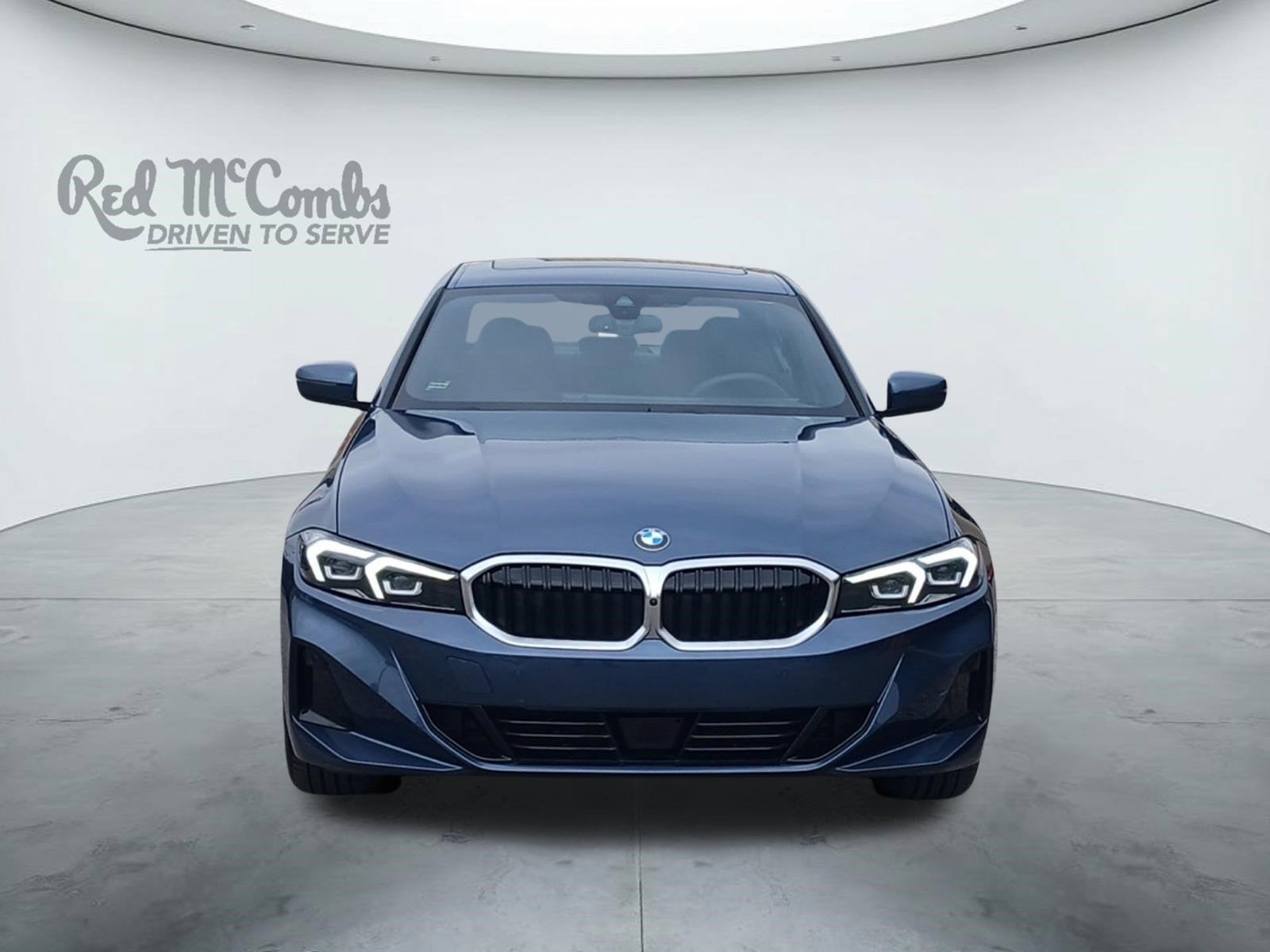 2025 BMW 3 Series 330i W/ MOONROOF & HEATED FRONT SEATS