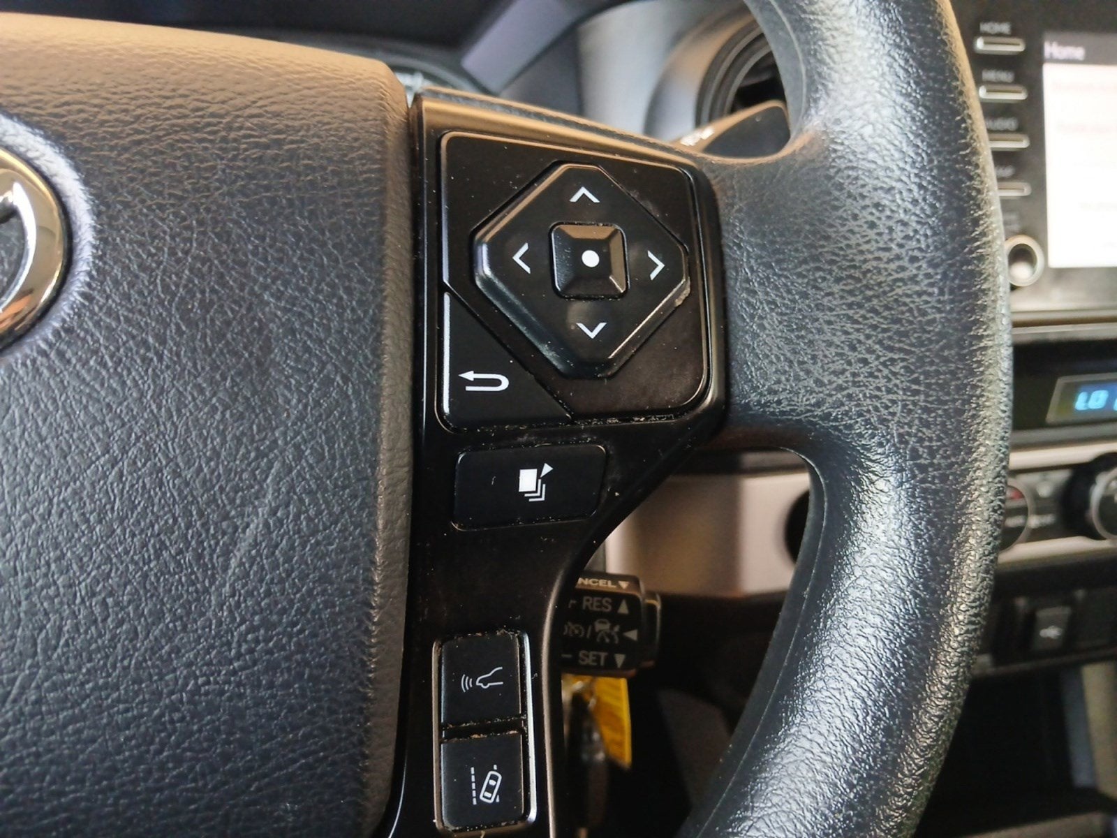 2023 Toyota Tacoma SR V6
