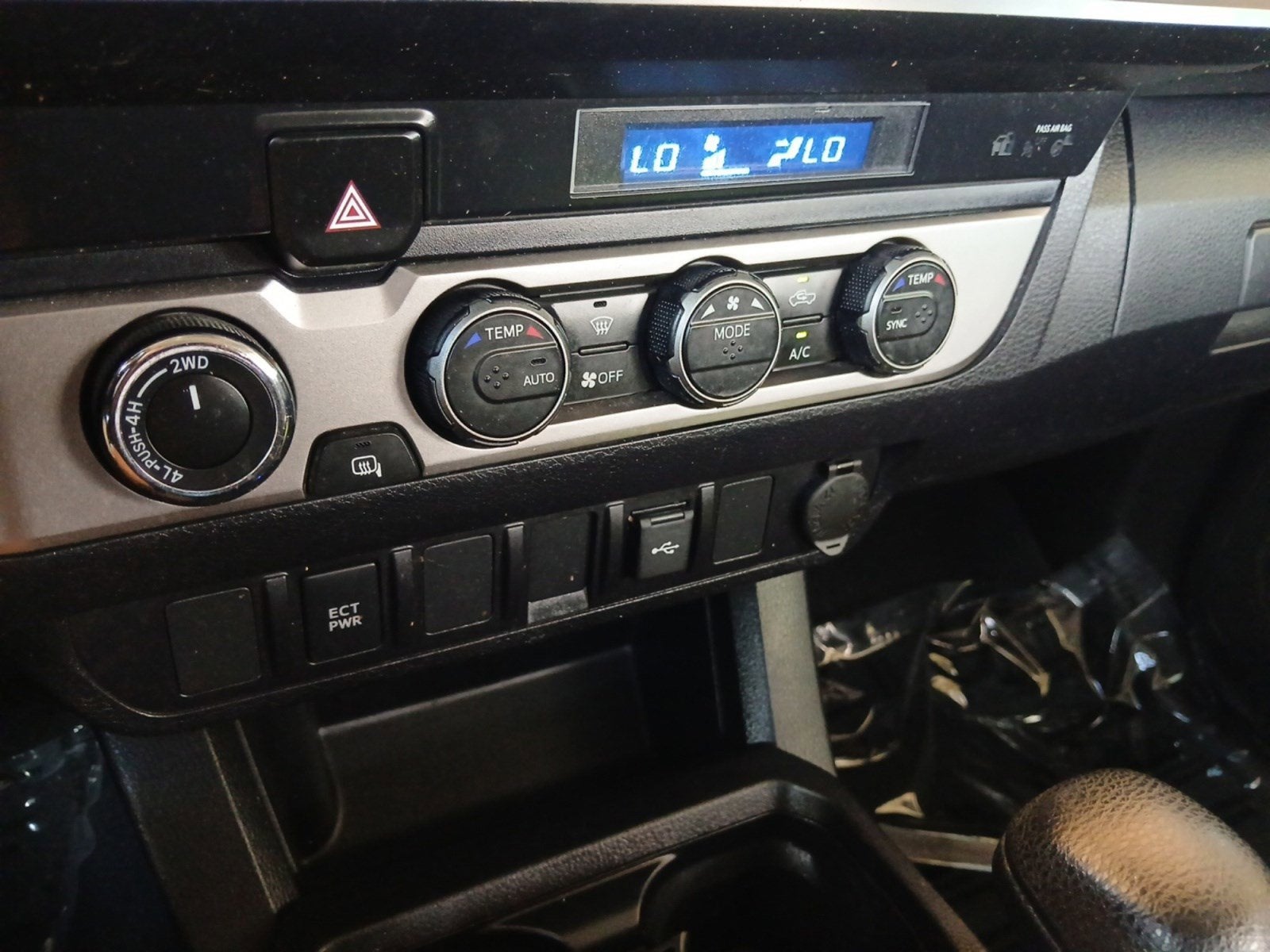 2023 Toyota Tacoma SR V6