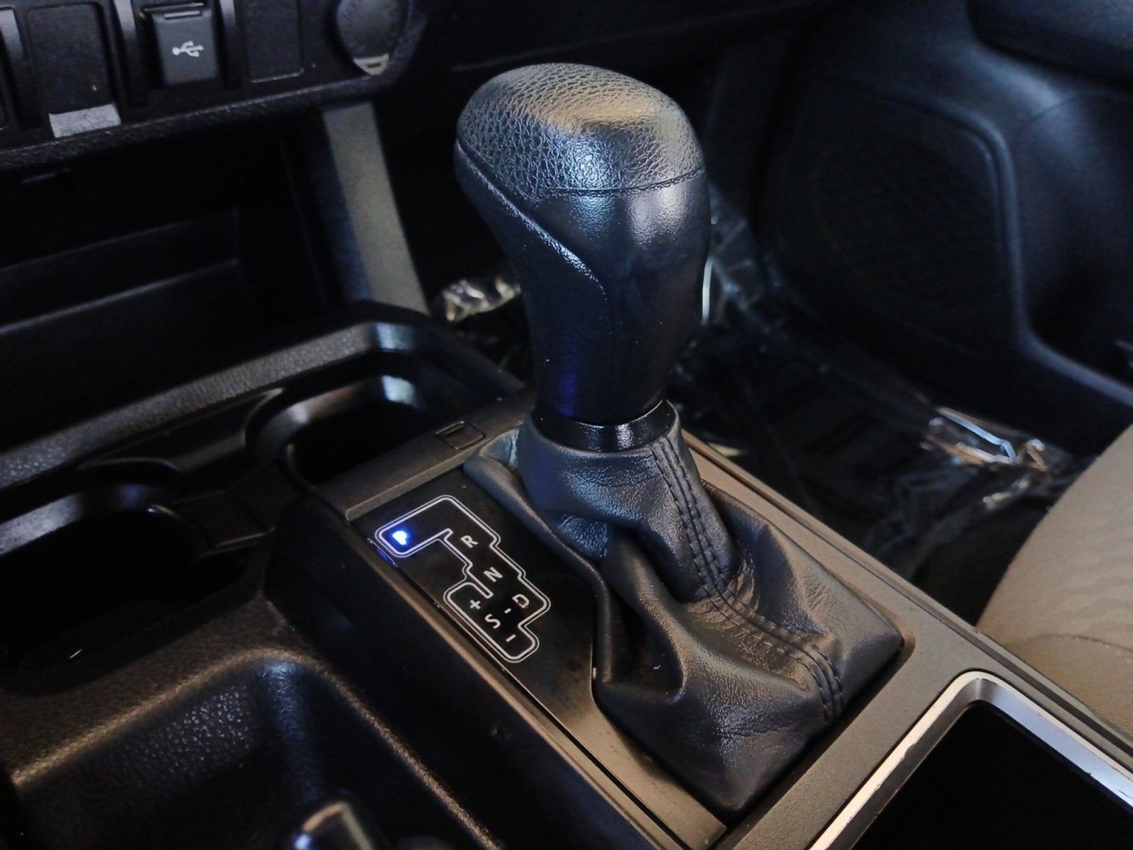2023 Toyota Tacoma SR V6