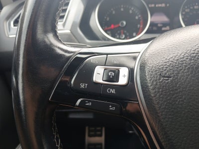 2018 Volkswagen Tiguan 2.0T SEL W/ BACK-UP CAMERA & LEATHERETTE SEATS
