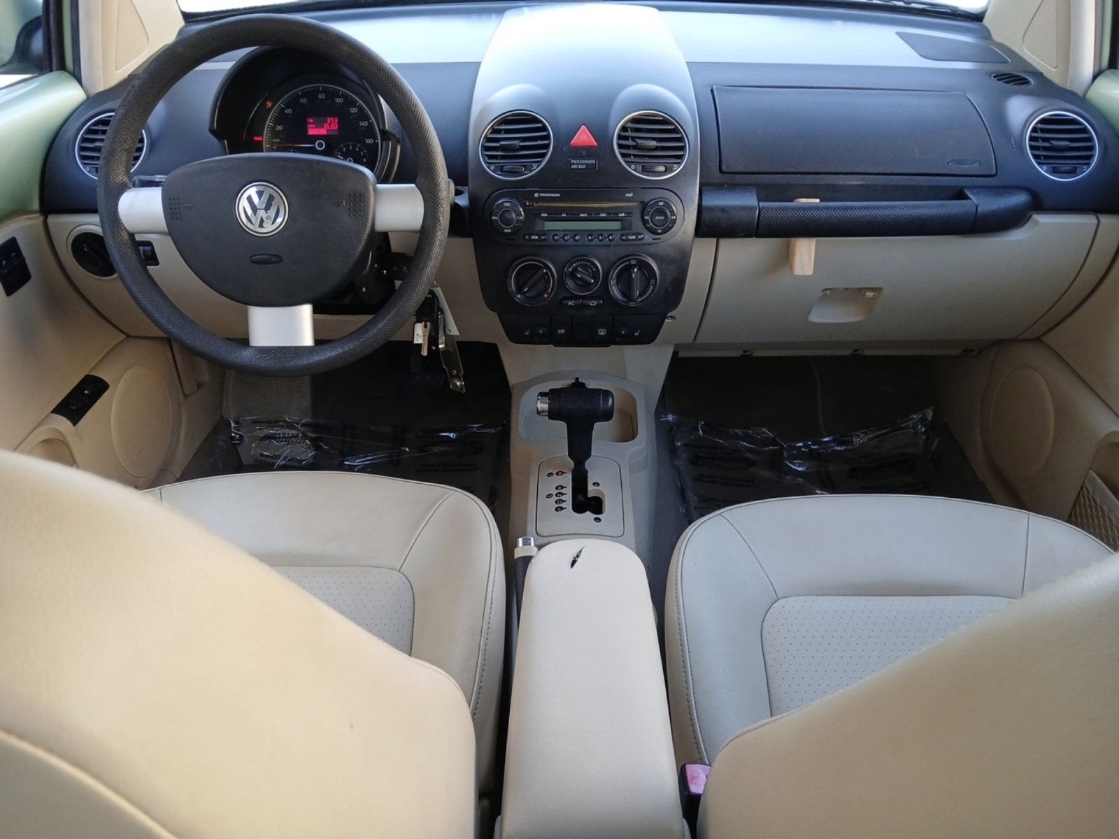 2007 Volkswagen New Beetle Coupe 2.5L