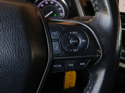 2022 Toyota Camry SE W/ BACK-UP CAMERA & ADAPTIVE CRUISE CONTROL