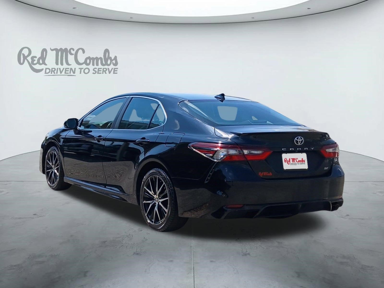 2022 Toyota Camry SE W/ BACK-UP CAMERA & ADAPTIVE CRUISE CONTROL