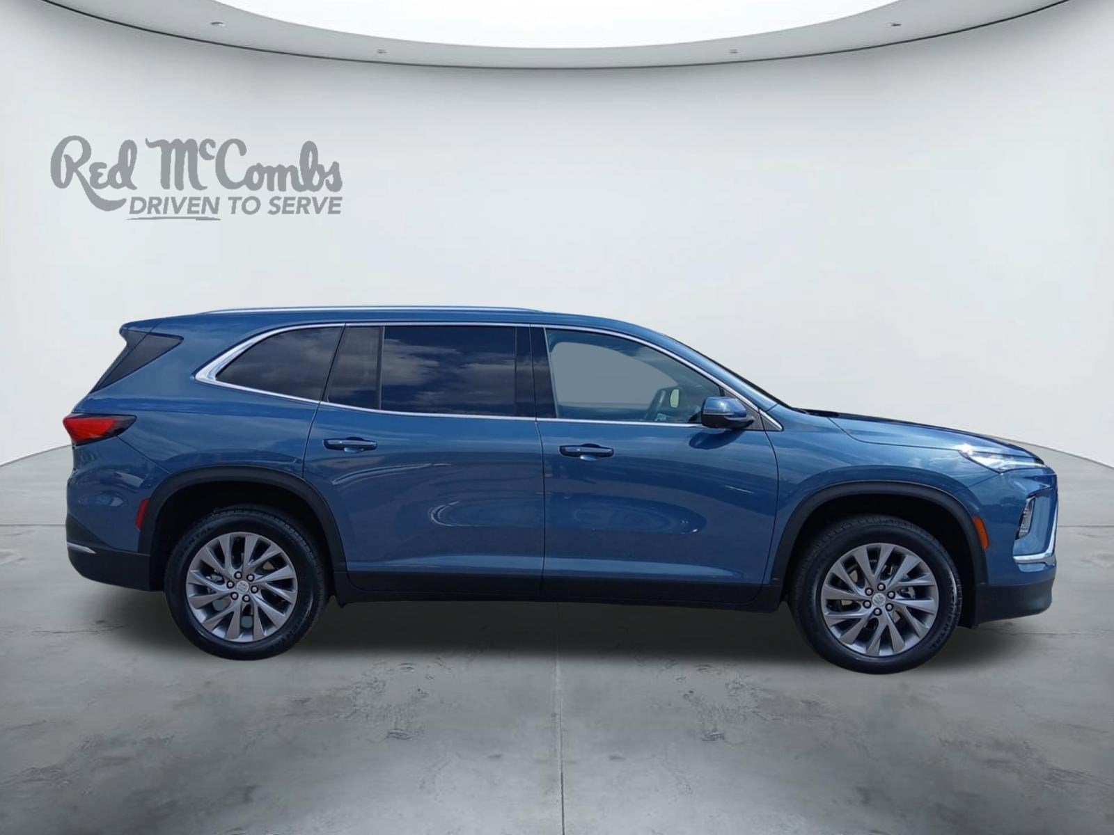 2025 Buick Enclave Preferred W/ HD SURROUND VISION & REMOTE START