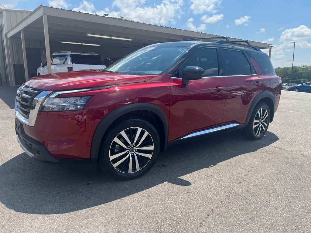 2024 Nissan Pathfinder Platinum