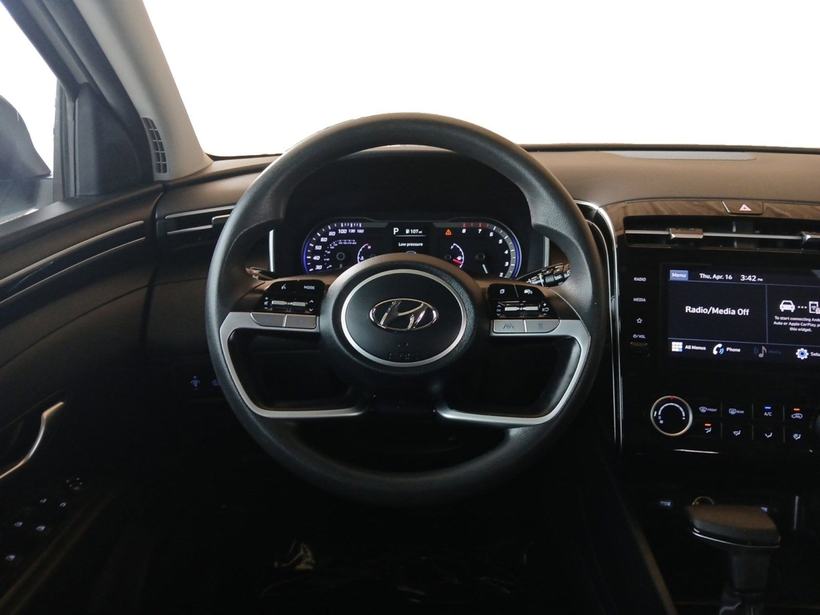 2023 Hyundai Tucson SEL W/ SMART CRUISE CONTROL & POWER LIFTGATE