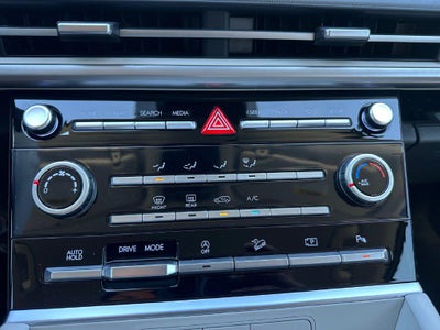 2027 Hyundai Santa Fe SE
