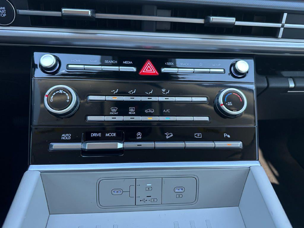 2027 Hyundai Santa Fe SE