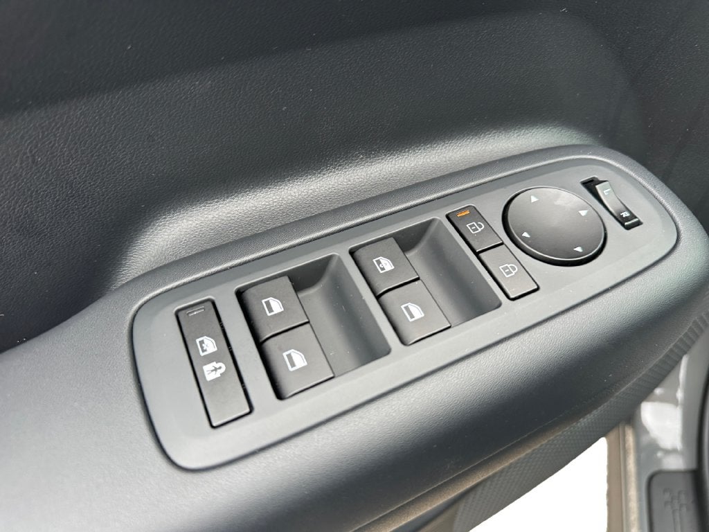 2027 Hyundai Santa Fe SE