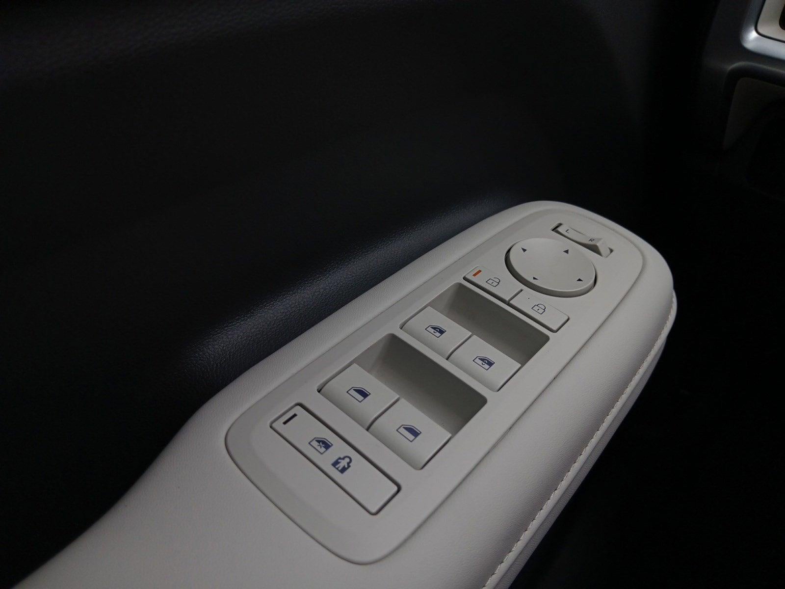 2026 Hyundai Santa Fe SEL W/ 3RD ROW & BLIND SPOT WARNING