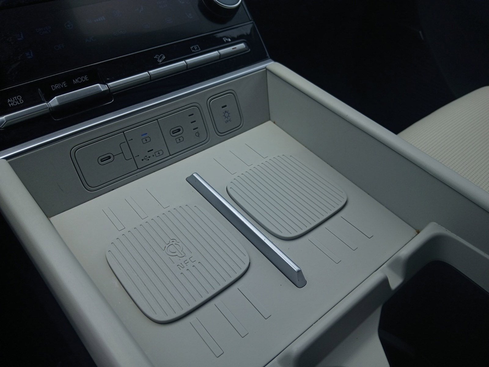 2025 Hyundai Santa Fe Hybrid Limited 3RD ROW 7 PASSENGER & 2ND ROW BENCH