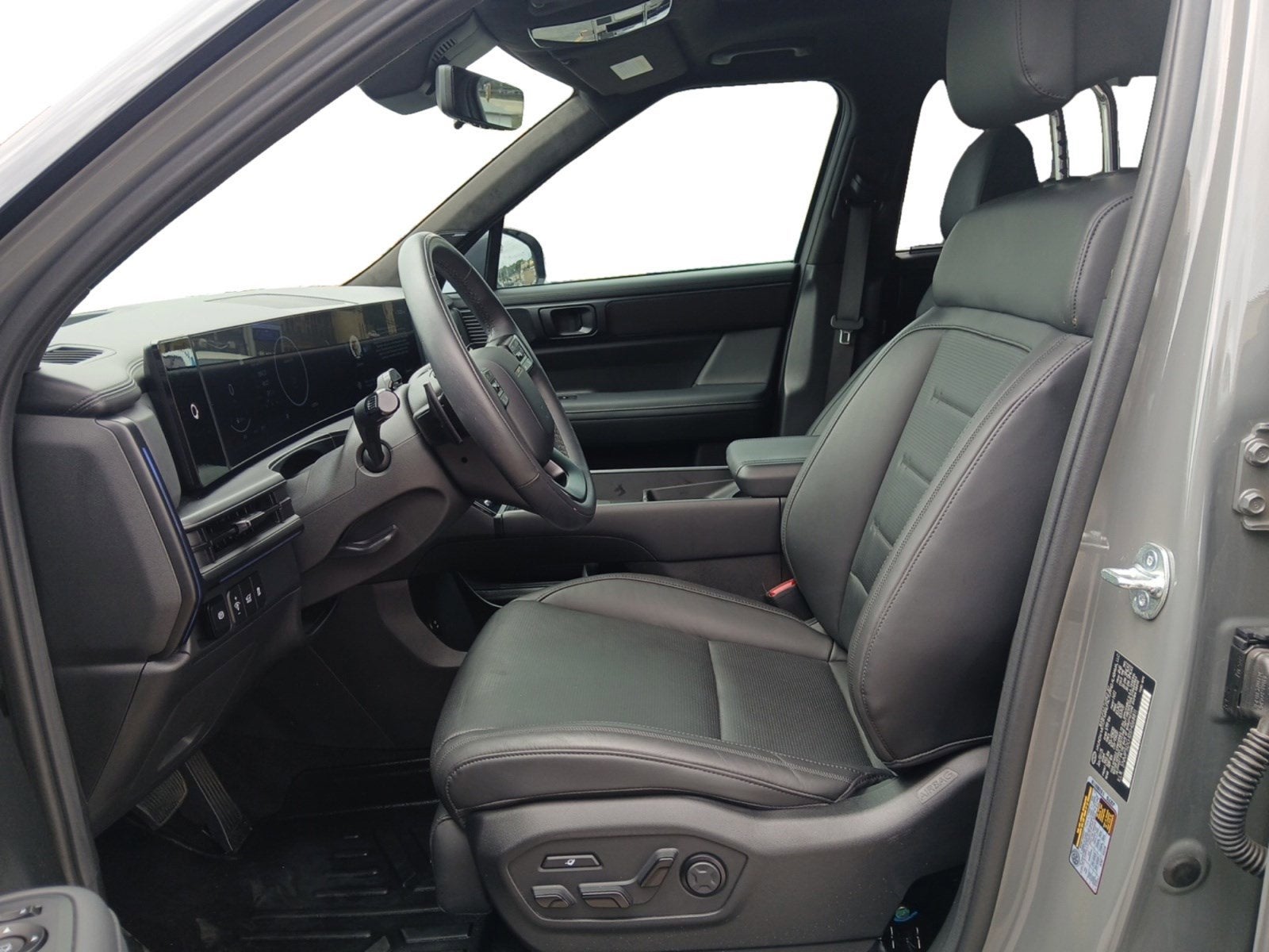 2025 Hyundai Santa Fe Hybrid Calligraphy 3RD ROW 6 PASSENGER & 2ND ROW CAPTAIN CHAIRS
