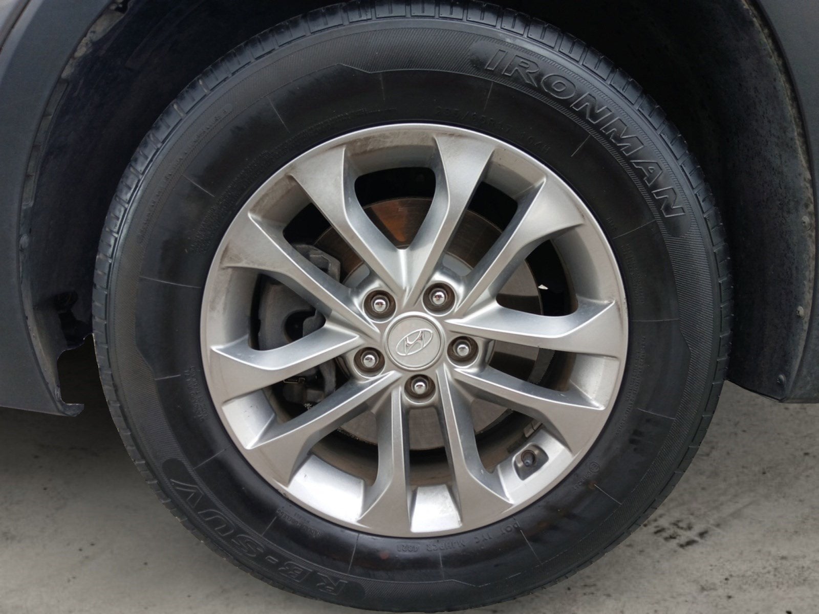 2019 Hyundai Santa Fe SE W/ SMART CRUISE CONTROL & REAR VIEW MONITOR