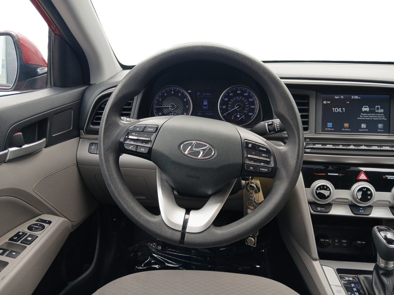 2019 Hyundai Elantra SEL W/ REARVIEW CAMERA AND DYNAMIC GUIDELINES