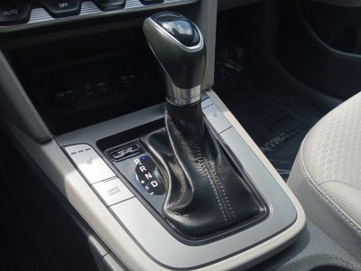 2020 Hyundai Elantra Value Edition W/ REARVIEW CAMERA & POWER SUNROOF