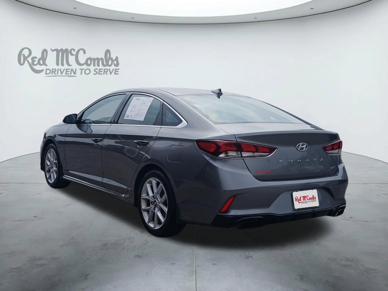 2018 Hyundai Sonata Limited W/ REARVIEW CAMERA & PARKING SENSORS