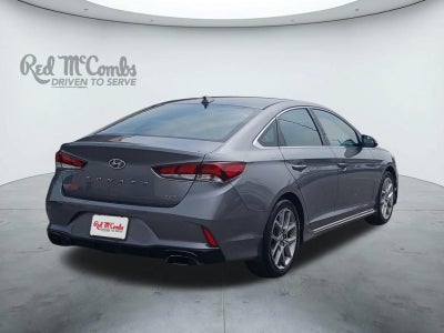 2018 Hyundai Sonata Limited W/ REARVIEW CAMERA & PARKING SENSORS