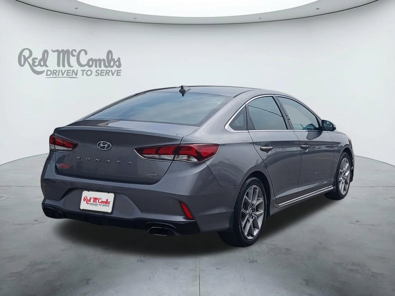 2018 Hyundai Sonata Limited W/ REARVIEW CAMERA & PARKING SENSORS
