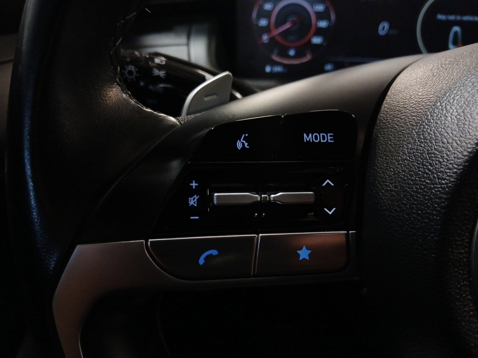 2023 Hyundai Santa Cruz SEL Premium W/ POWER SUNROOF & REMOTE START