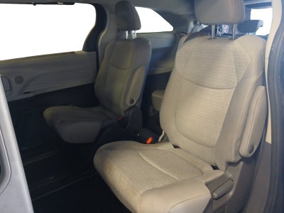 2021 Toyota Sienna LE 8 Passenger