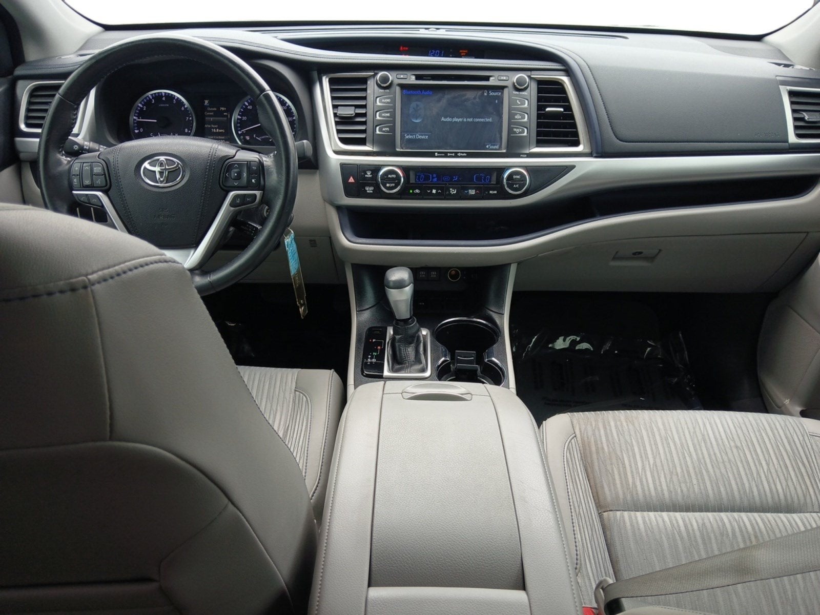2017 Toyota Highlander LE Plus