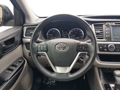 2017 Toyota Highlander LE Plus