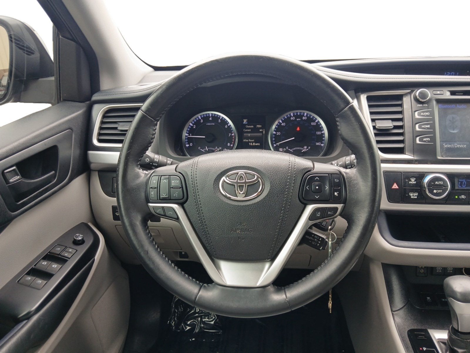 2017 Toyota Highlander LE Plus