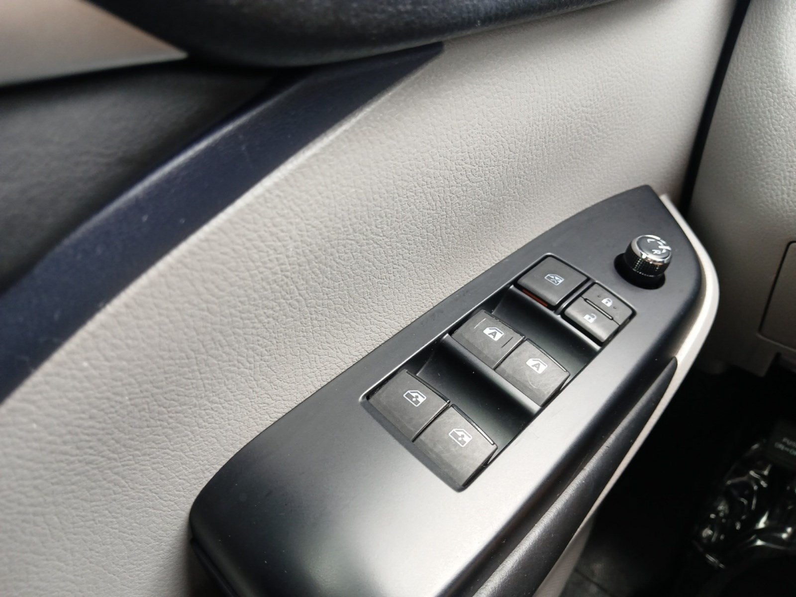 2017 Toyota Highlander LE Plus