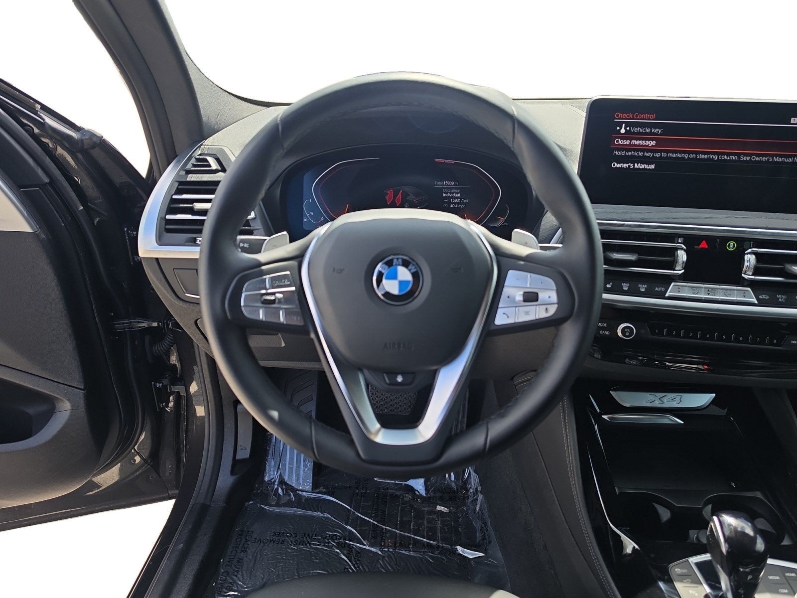 2025 BMW X4 xDrive30i