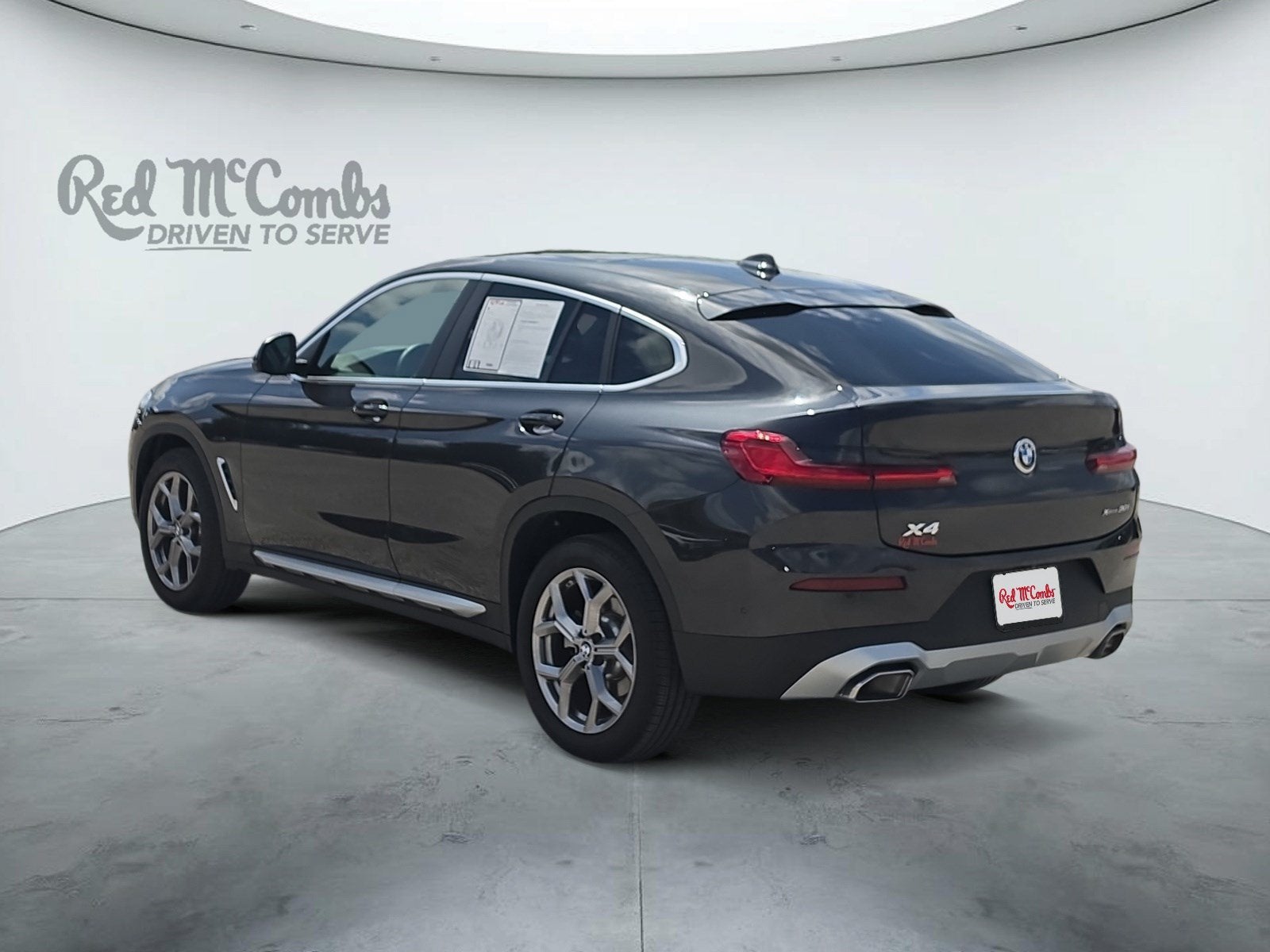 2025 BMW X4 xDrive30i