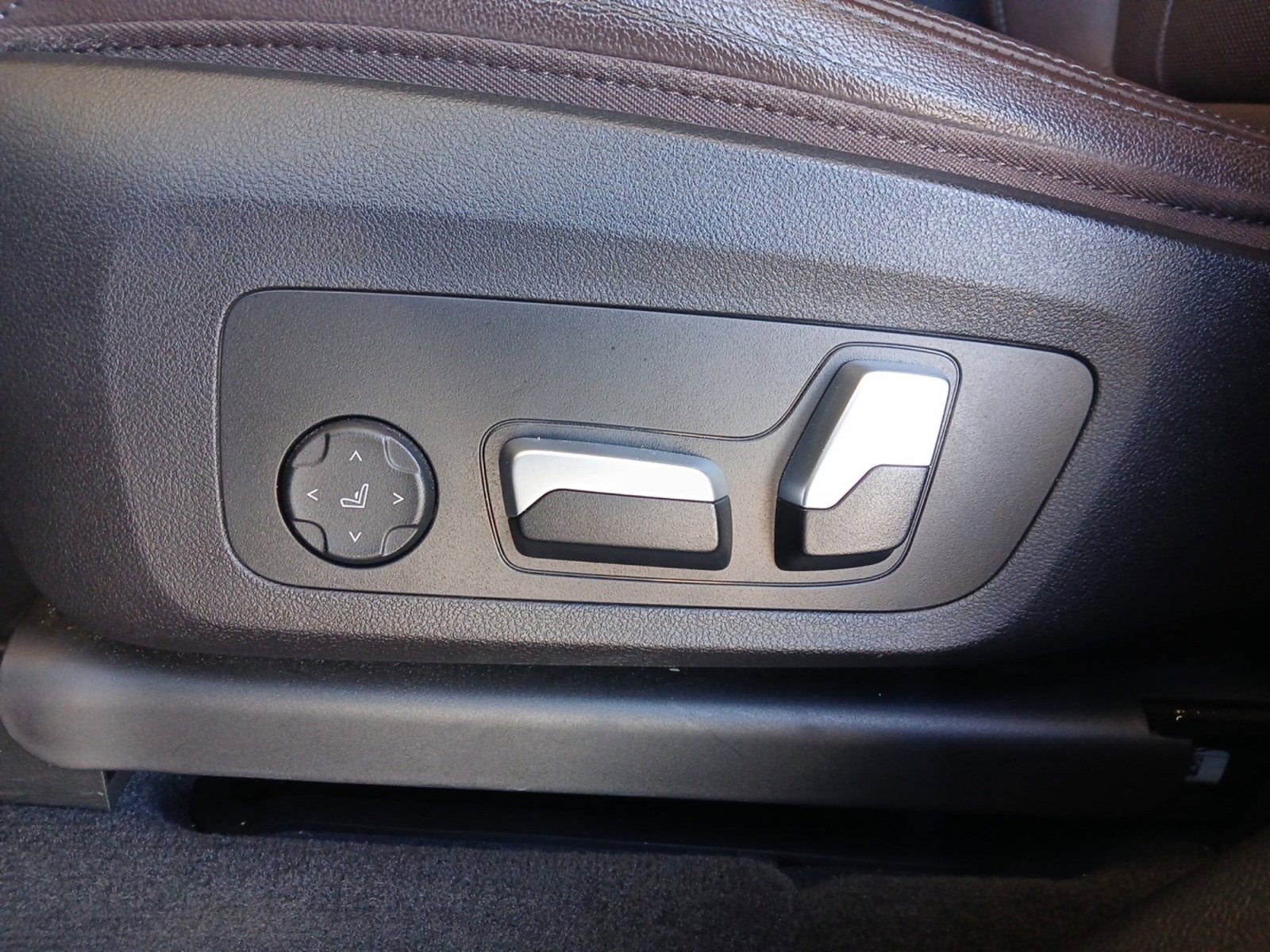 2022 BMW X3 xDrive30i W/ BACK-UP CAMERA & LANE DEPARTURE WARNING