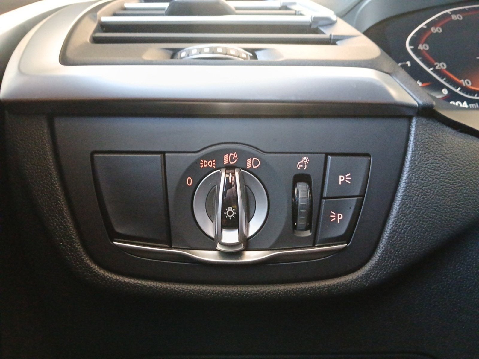 2022 BMW X3 xDrive30i W/ BACK-UP CAMERA & LANE DEPARTURE WARNING