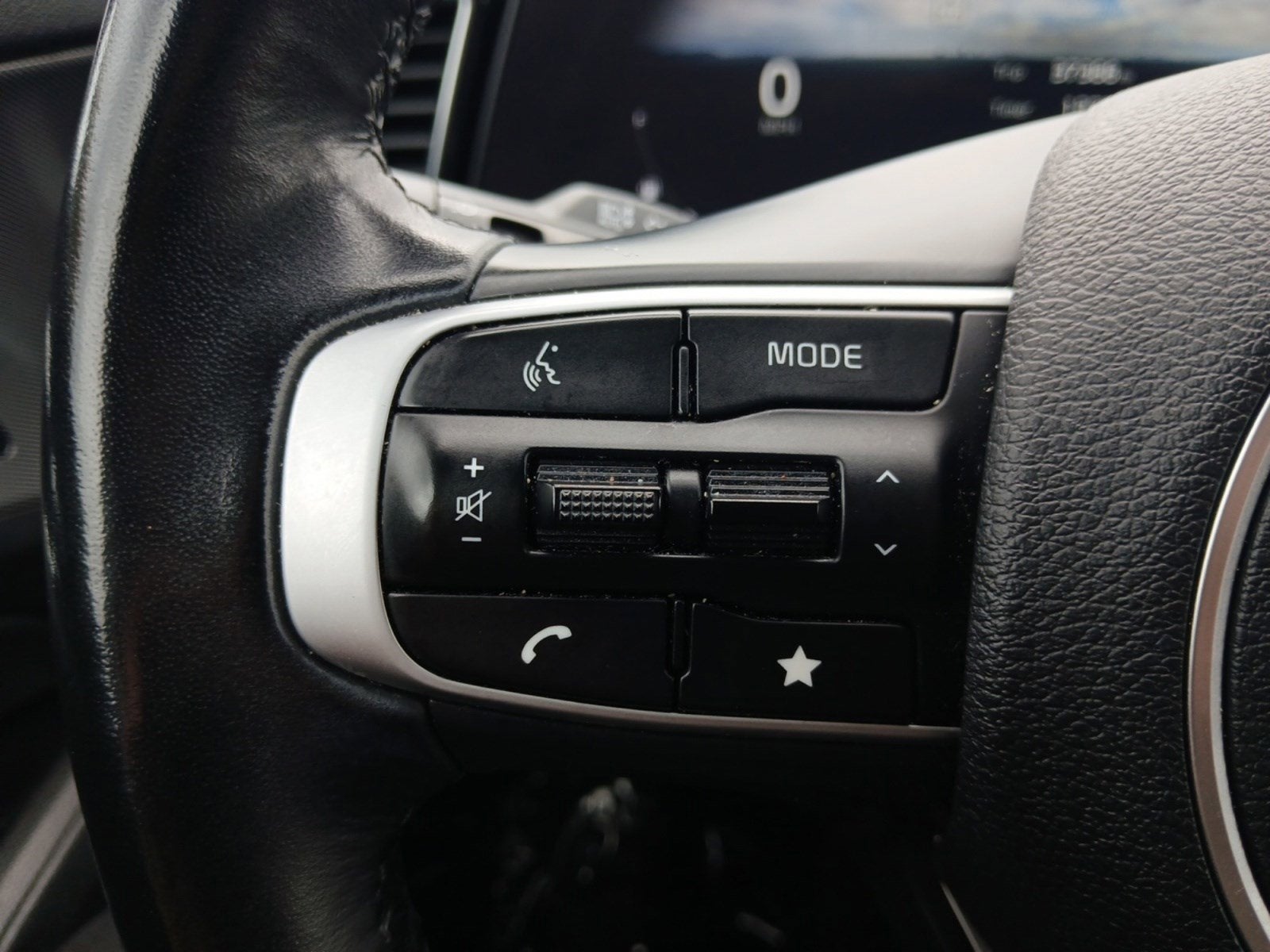 2024 Kia Sportage SX-Prestige W/ HEATED & VENTILATED FRONT SEATS