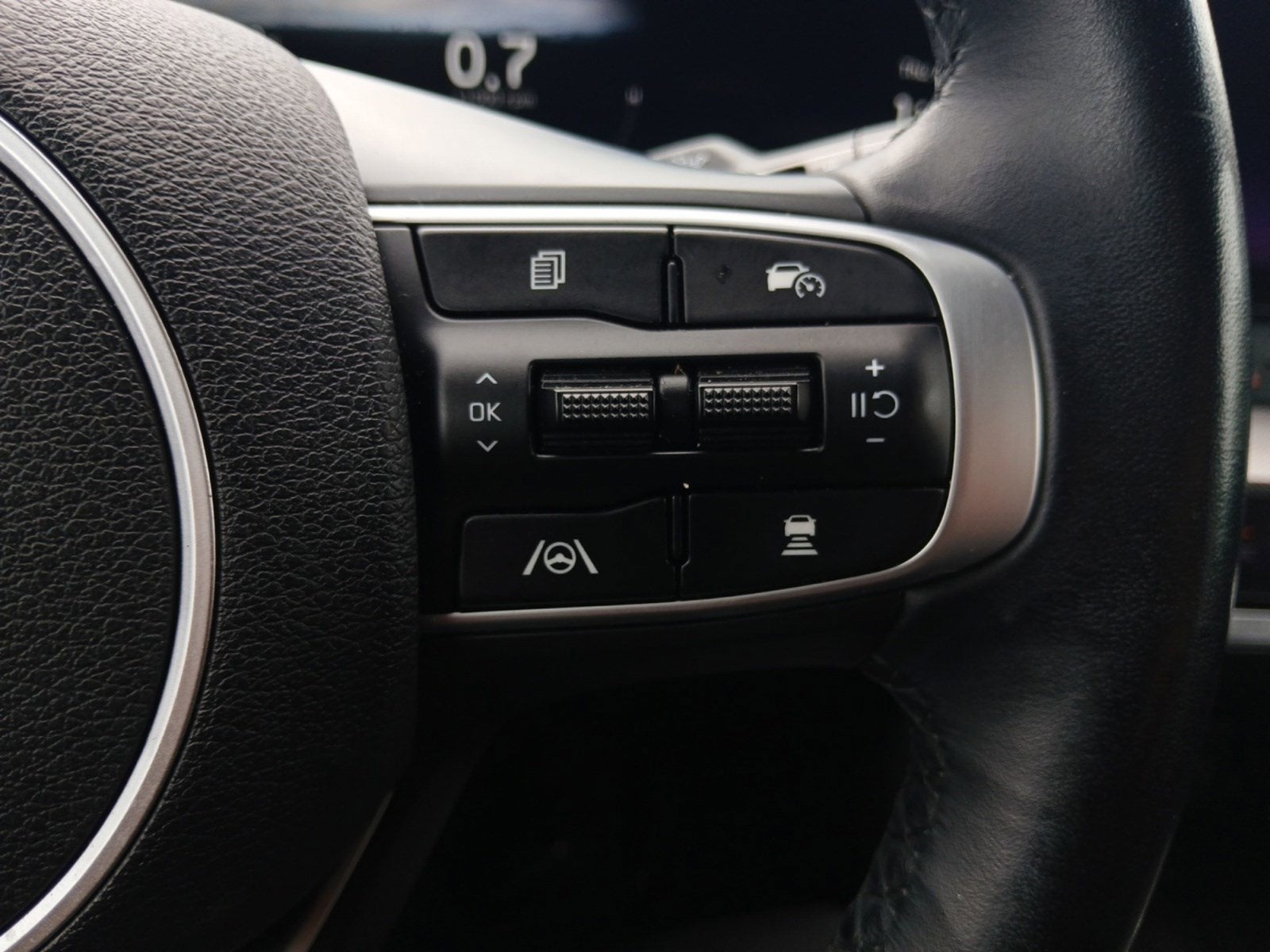 2024 Kia Sportage SX-Prestige W/ HEATED & VENTILATED FRONT SEATS