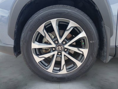 2024 Toyota Corolla Cross XLE