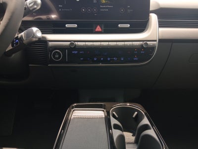 2026 Hyundai IONIQ 5 SE