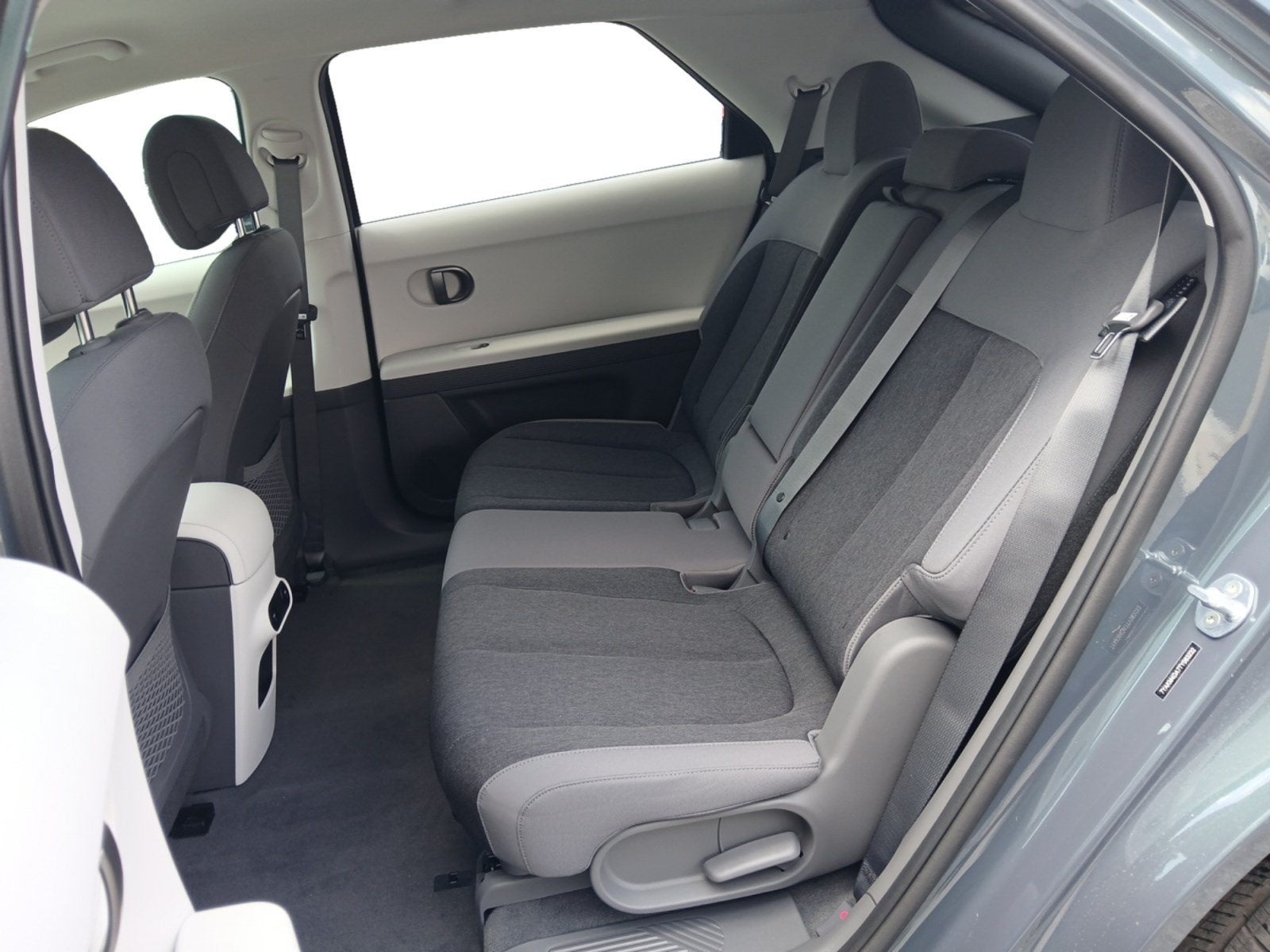 2026 Hyundai IONIQ 5 SE