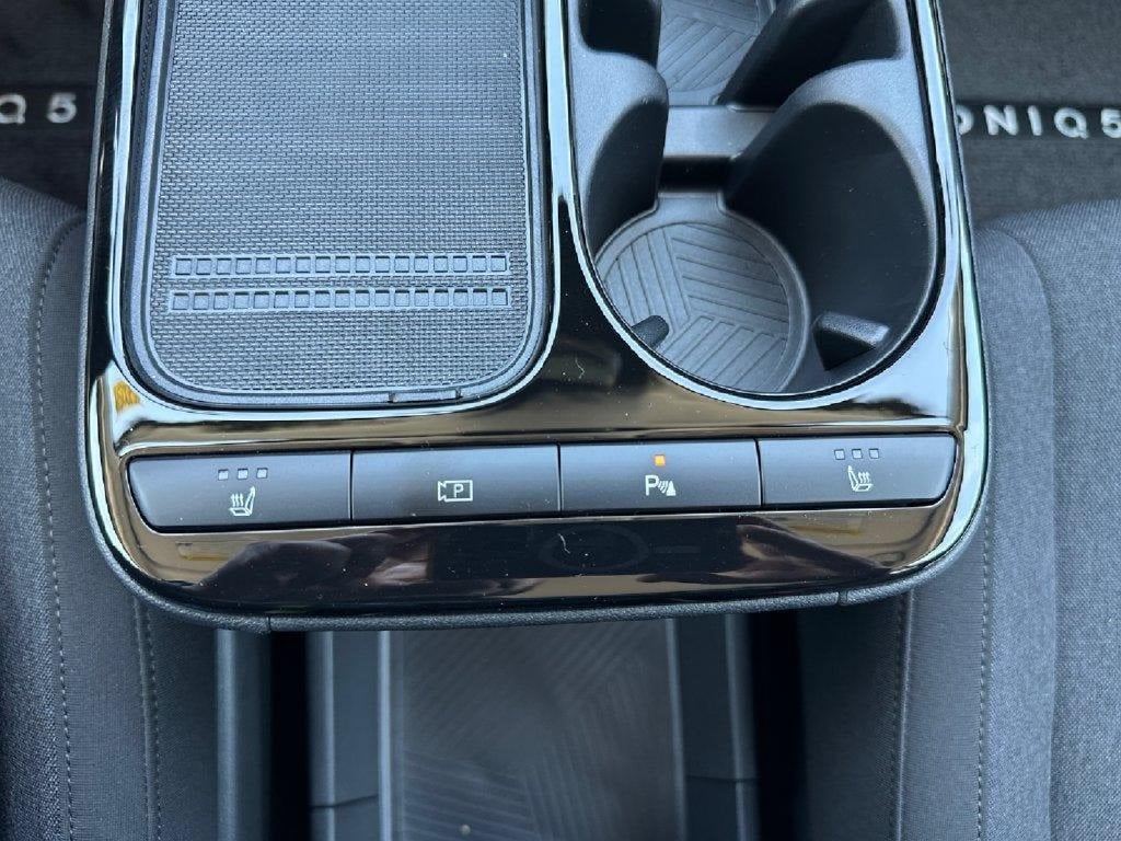 2027 Hyundai IONIQ 5 SE Standard Range