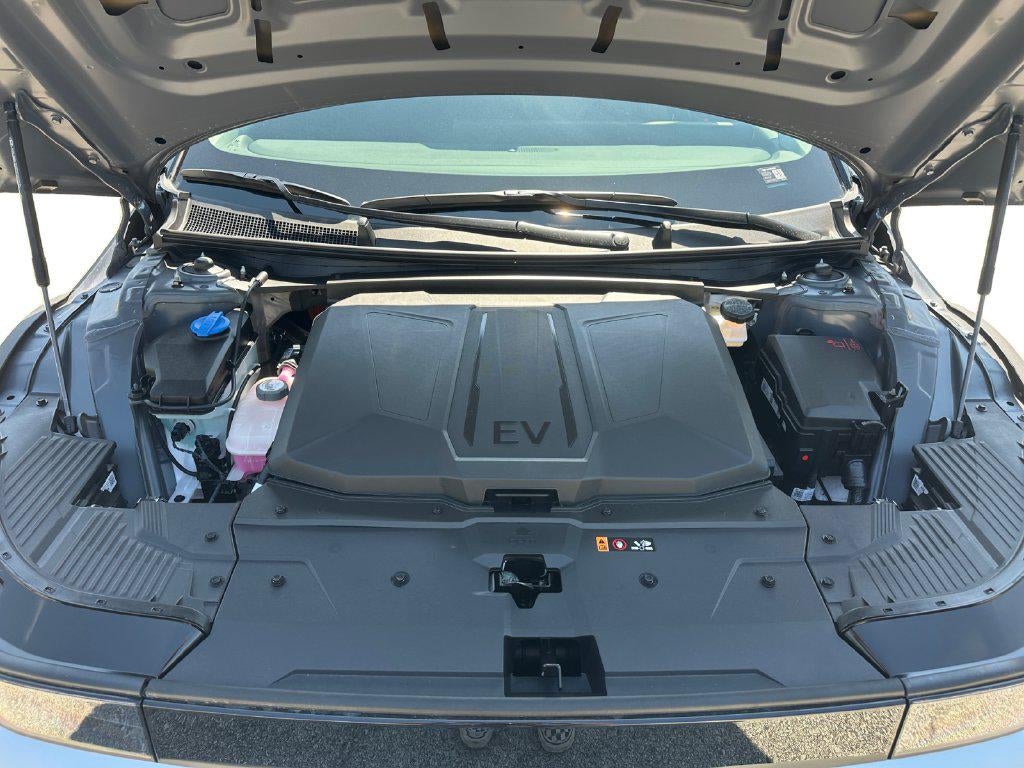 2027 Hyundai IONIQ 5 SE Standard Range