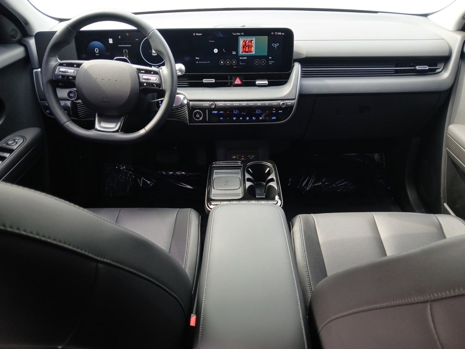 2025 Hyundai IONIQ 5 SEL W/ NAVIGATION & SMART CRUISE CONTROL