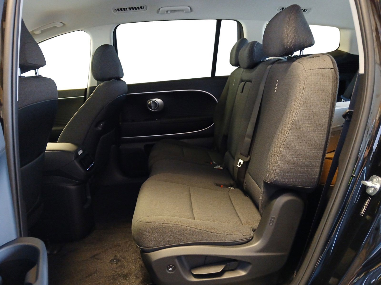 2026 Hyundai IONIQ 9 S