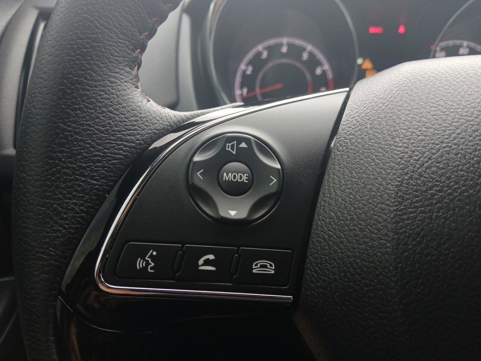 2024 Mitsubishi Outlander Sport 2.0 LE W/ BACK-UP CAMERA & HEATED FRONT SEATS