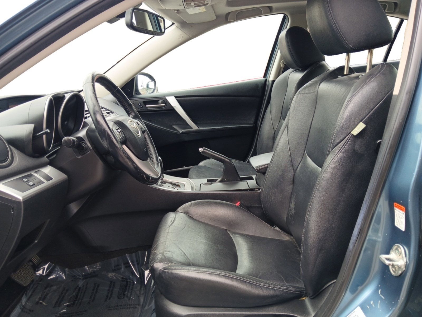 2010 Mazda Mazda3 s Grand Touring W/ MOONROOF & BOSE PREMIUM AUDIO