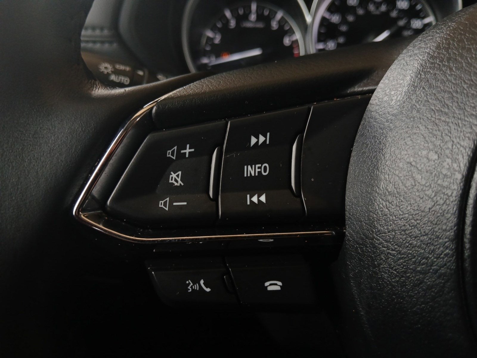 2024 Mazda Mazda CX-5 2.5 S Select Package W/ HEATED FRONT SEATS & BACK-UP CAMERA